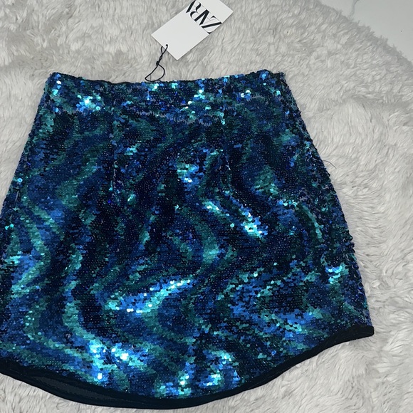 New ZARA sequence skirt with tags - Picture 3 of 5
